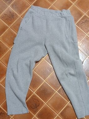 Inhabit Pleated Carpenter Lounge Crop Pant